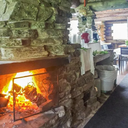 Puuhamaa By Interhome * Siikakama