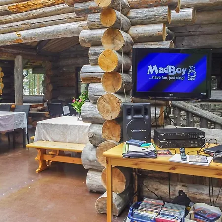 Puuhamaa By Interhome Siikakama